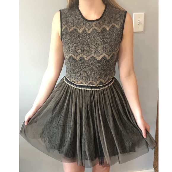 Dress - Picture 1 of 2